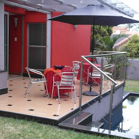 Red Square Home Pretoria-Noord Extérieur photo