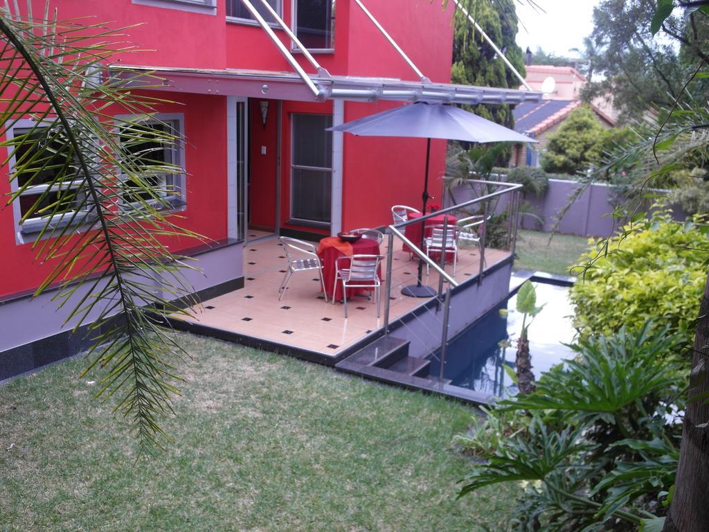Red Square Home Pretoria-Noord Extérieur photo