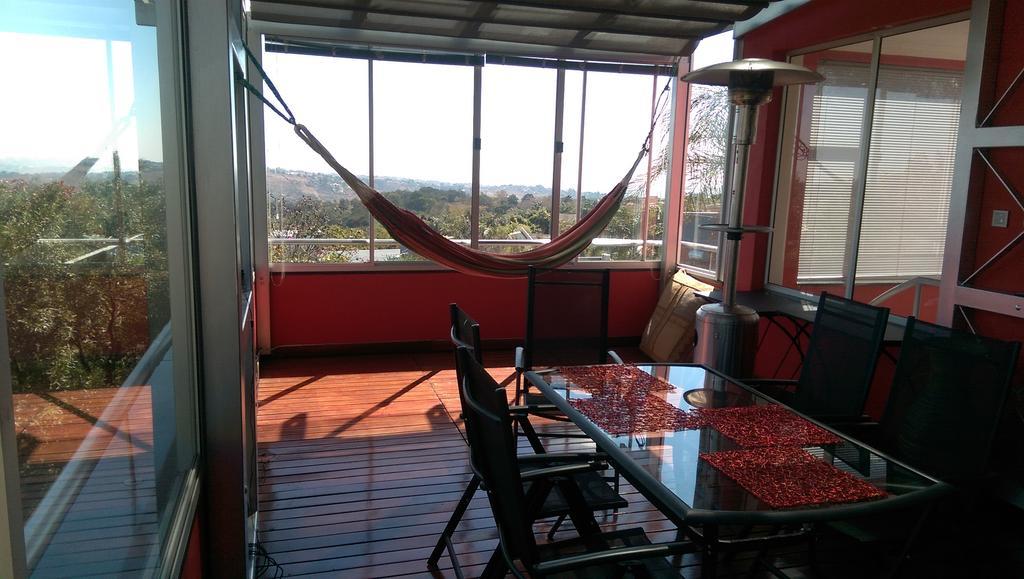 Red Square Home Pretoria-Noord Extérieur photo