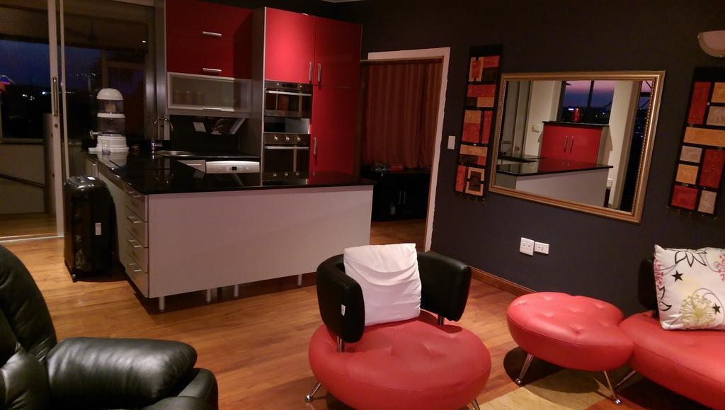 Red Square Home Pretoria-Noord Extérieur photo