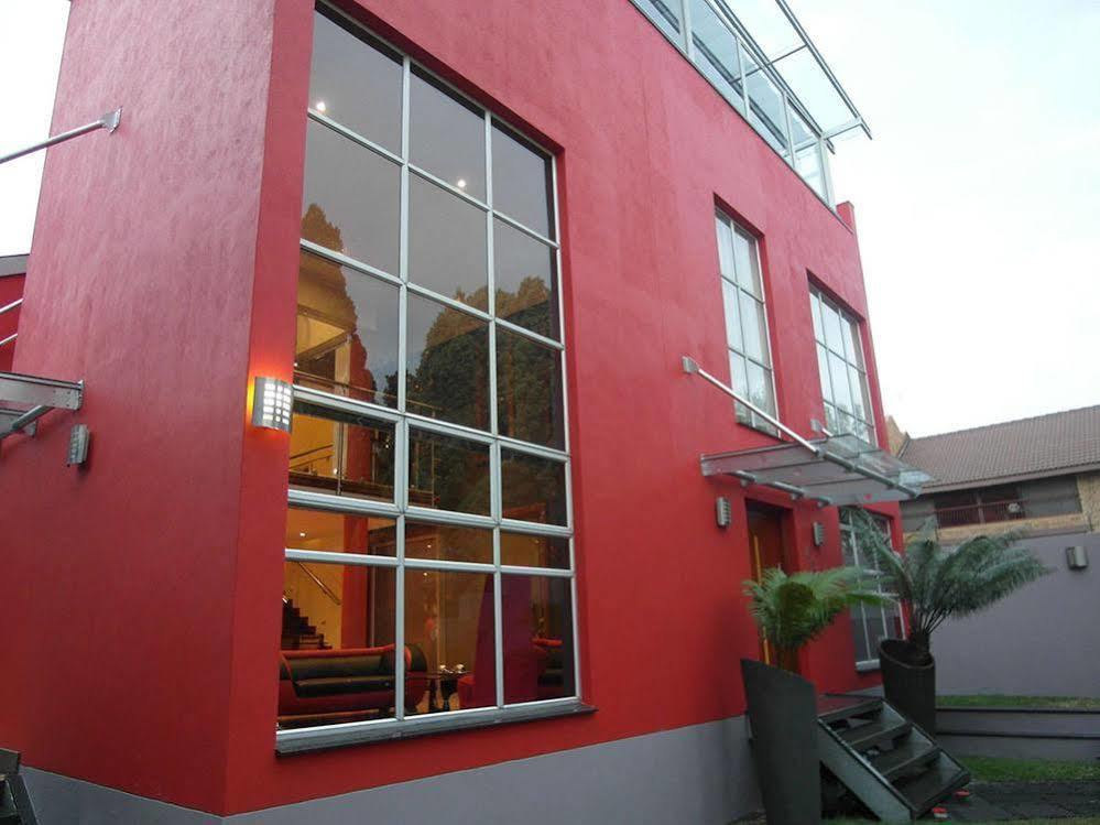 Red Square Home Pretoria-Noord Extérieur photo
